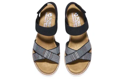 Skechers (wmns)  Desert Kiss Cross Strap Casual Sandal 'brown Black' In Gray