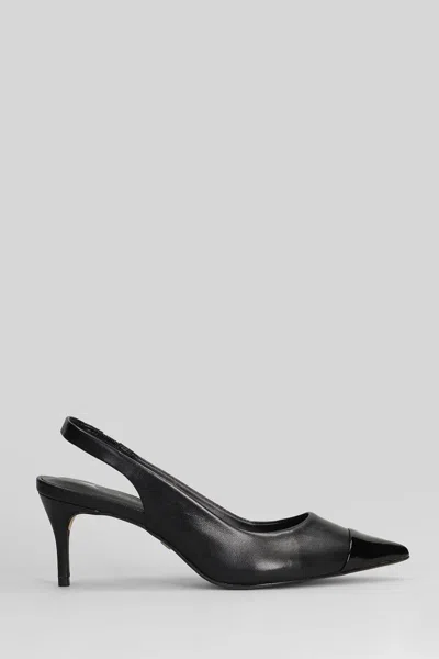Carrano Pumps In Black