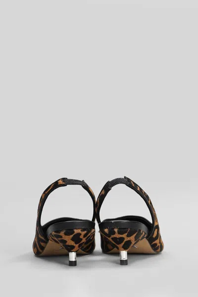 Carrano Pumps In Multi