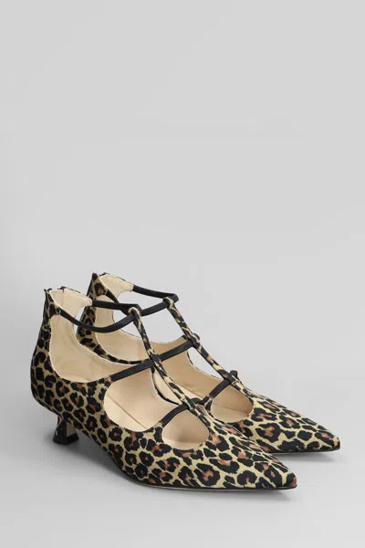 Anna F . Pumps In Animal Print