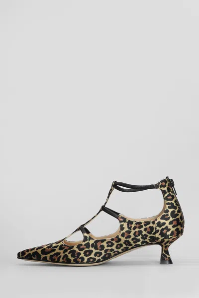 Anna F . Pumps In Animal Print