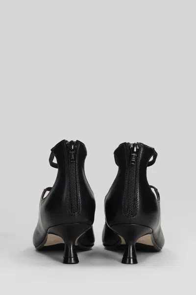 Anna F . Pumps In Black