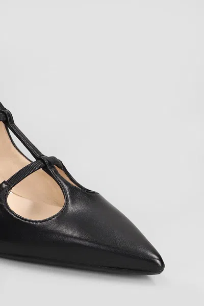 Anna F . Pumps In Black