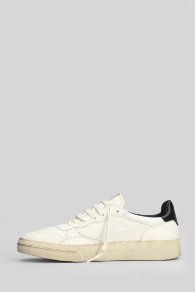 4b12 Hyper Sneakers In White