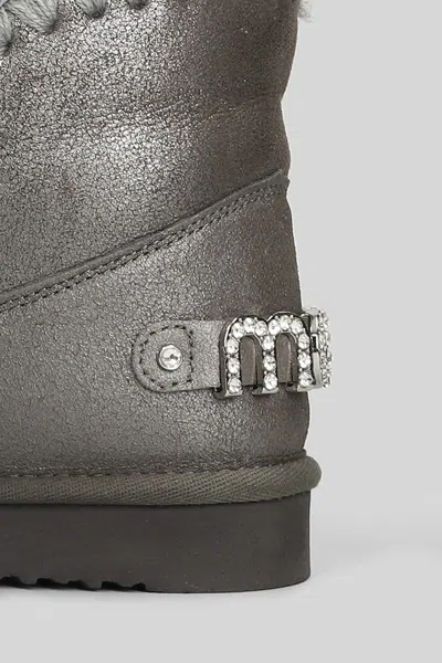 Mou Eskimo 18 Metallic-finish Ankle Boots In Gray