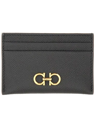 Ferragamo Gancini Credit Card Holder In Black