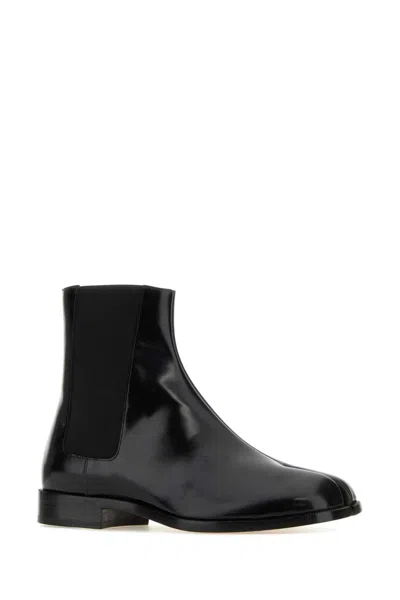 Maison Margiela Tabi Toe Ankle Boots In Black
