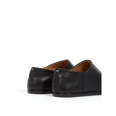 Maison Margiela Smooth Leather Loafers With Split-toe Design In Black