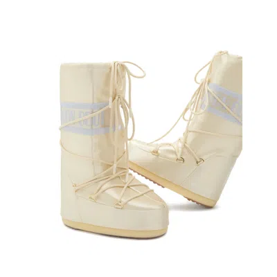 Moon Boot Icon Pearly Satin And Pvc Snow Boots In Neutral
