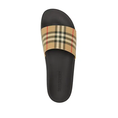 Burberry Men Beige Vintage Check Print Slides Man In Black