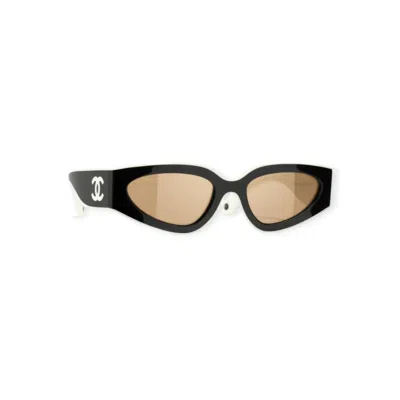 Pre-owned Chanel Women's Cat Eye Sunglasses In Black And White In Multi