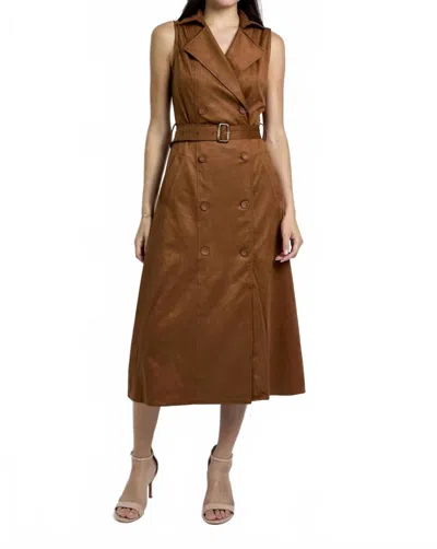 Js71 Mae Dress In Cognac In Brown