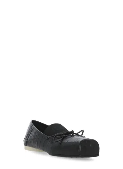 Mm6 Maison Margiela Crocodile-effect Leather Ballerina In Black