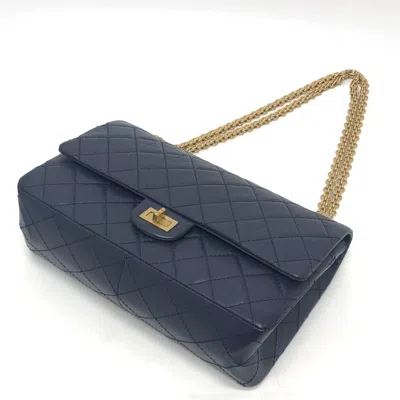 Pre-owned Chanel Navy Leather Shoulder Bag () In Blue