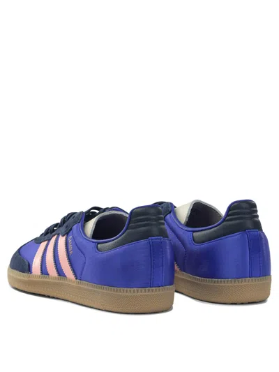 Adidas Originals Low-cut Sneakers Featuring Iconic Stripes In Blue