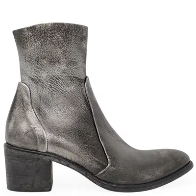 Madison Maison P2577 Distressed Ankle Boot In Silver