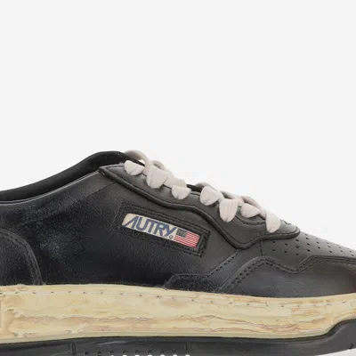 Autry X Maison Mihara Supvint Low X Mihara Yasuhiro Sneakers In Black