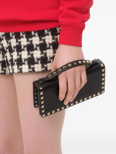 Valentino Garavani Rockstud Grainy Leather Wallet With Detachable Chain Accessories In Black