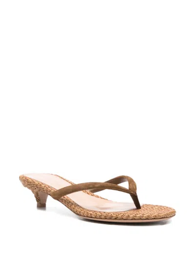 Gianvito Rossi Stylish Kitten Heel Open Toe Sandals In Brown