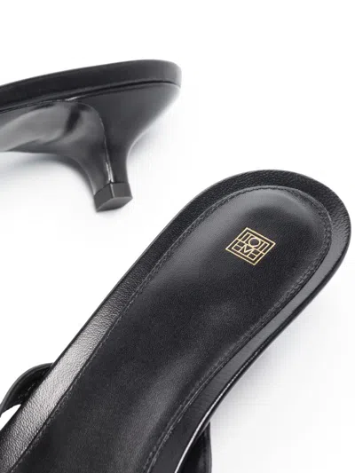 Totême Toteme Pre Leather Heeled Flip Flops In Black