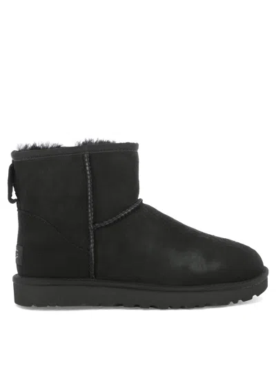 Ugg Classic Mini Black Ankle Boots With Logo Patch On The Rear In Suede Woman