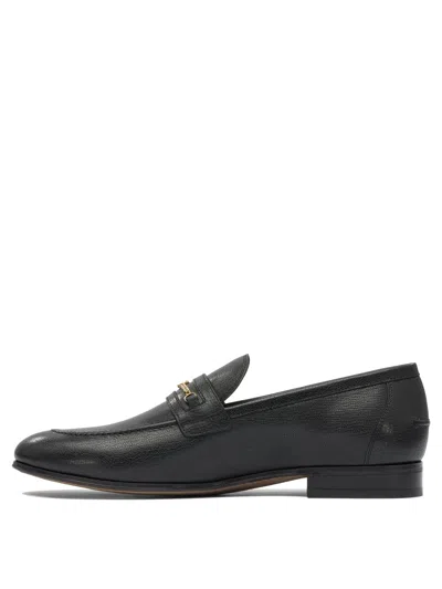 Valentino Garavani Vlogo Signautre Leather Loafers In Black