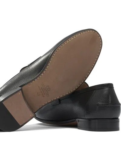 Valentino Garavani Vlogo Signautre Leather Loafers In Black