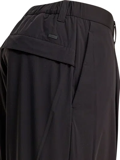 Herno Men Nylon Cargo Pants In Black