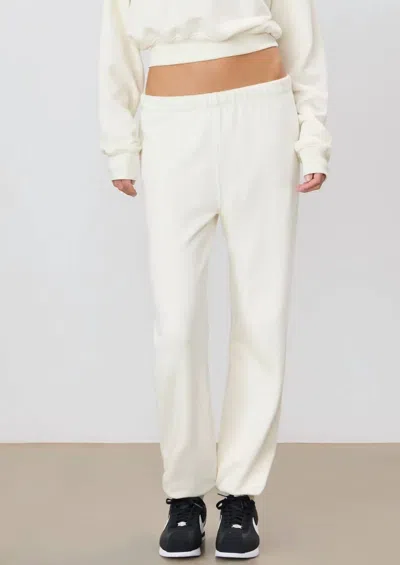 Éterne Classic Sweatpants In Cream In White
