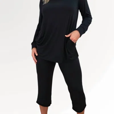 Faceplant Dreams Bamboo Capri Pajama Pants In Black In Black