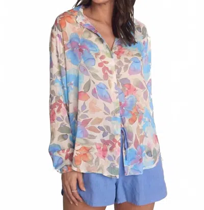 Bella Dahl Clean Front Hipster Shirt In Floral Garden Print In Multi