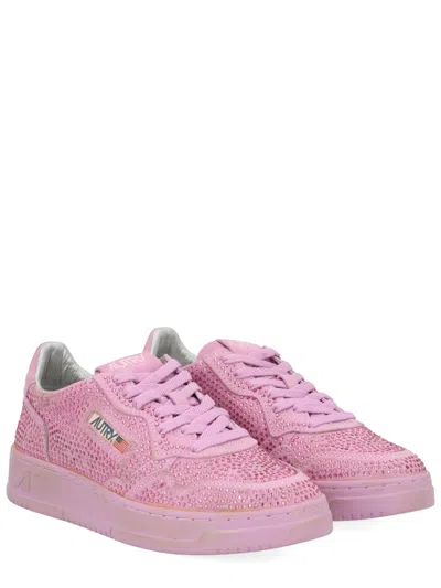 Autry Medalist Low Sneaker In Pink