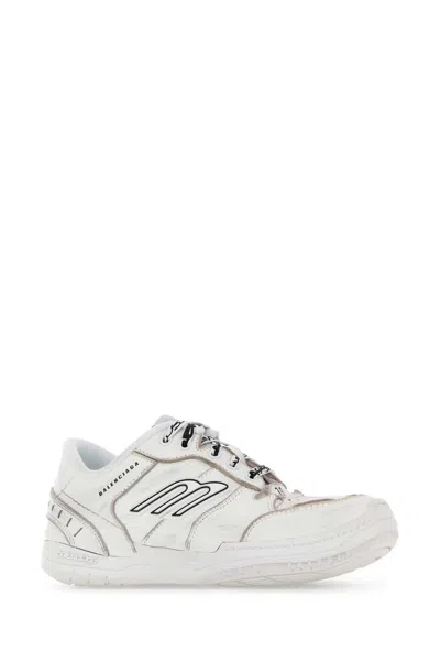 Balenciaga Women Hamptons Worn-out Leather Low-top Sneakers In Neutral