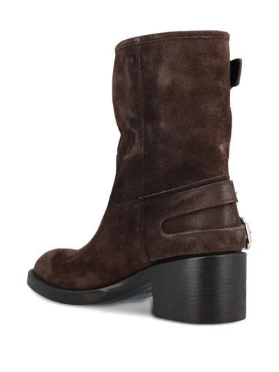 Chloé Stylish Block Heel Suede Ankle Boots In Brown