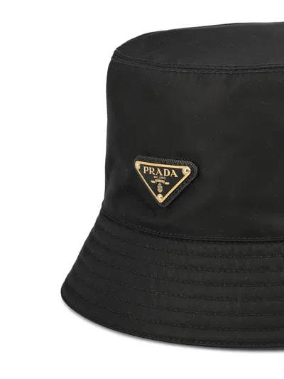 Prada Re-nylon Triangle Logo Bucket Hat In Black