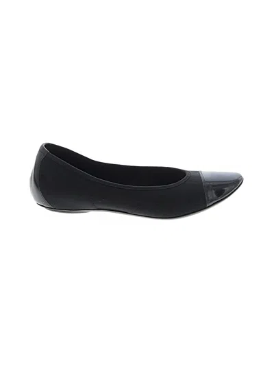Pre-owned Donald J Pliner Flats In Black