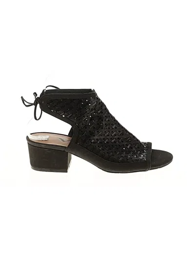 Pre-owned Nina Heels In Black