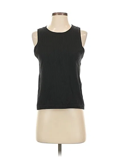 Pre-owned Athleta Sleeveless T-shirt In Black