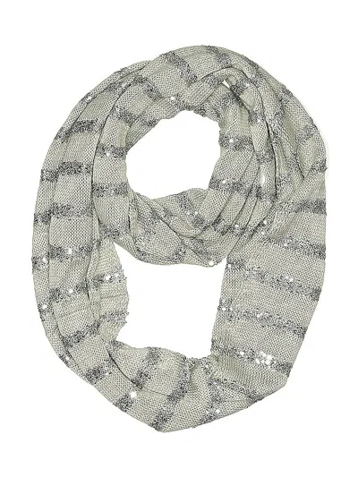 Pre-owned New York And Company Scarf In Gray