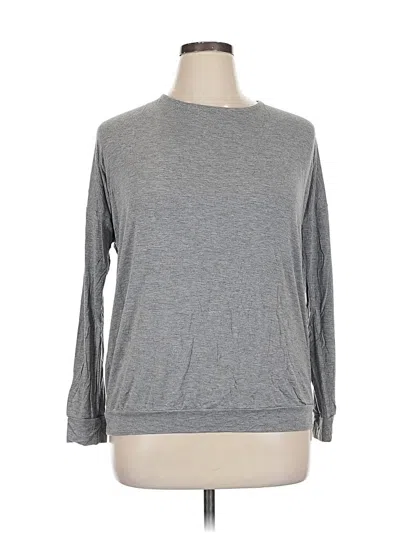 Pre-owned Adore Me Long Sleeve Top Gray Crew Neck Tops