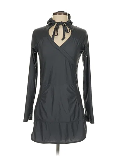 Pre-owned Athleta Active T-shirt In Gray