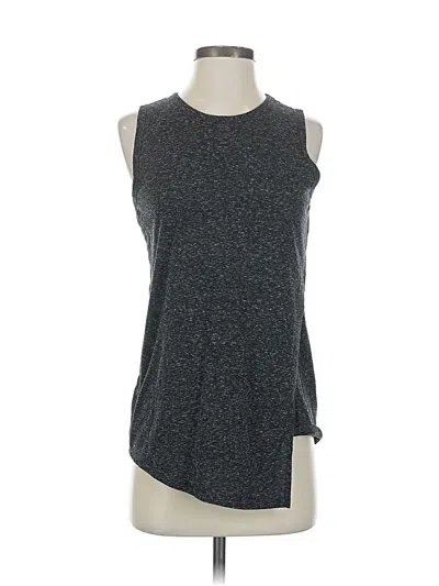 Pre-owned Athleta Sleeveless T-shirt In Gray