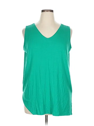 Pre-owned Zenana Sleeveless T-shirt In Green