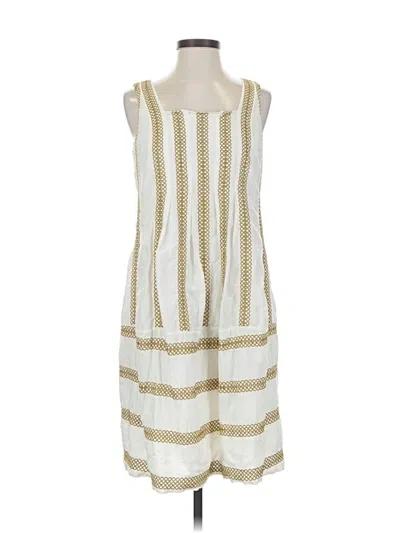 Pre-owned Bcbgmaxazria Casual Dress In White