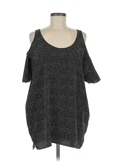 Pre-owned Lovers & Friends 3/4 Sleeve Top Black Cold Shoulder Neckline Tops