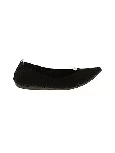 Pre-owned Steve Madden Flats In Black