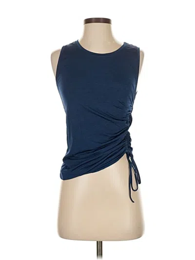 Pre-owned Athleta Sleeveless T-shirt In Blue
