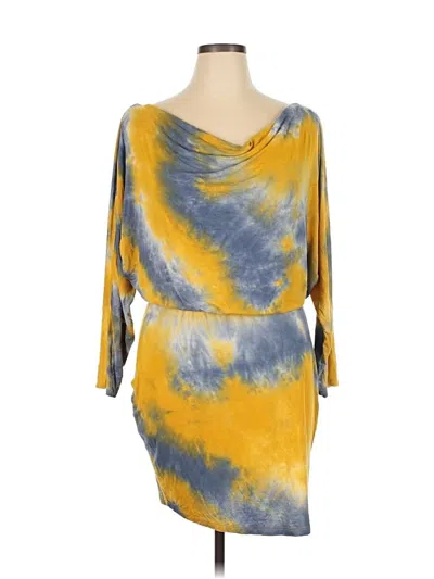 Pre-owned Fashion Nova Casual Dress In Yellow