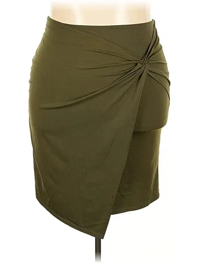 Pre-owned Kate Kasin Casual Skirt In Green
