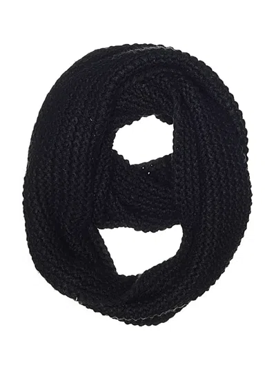 Pre-owned Gap Scarf In Black